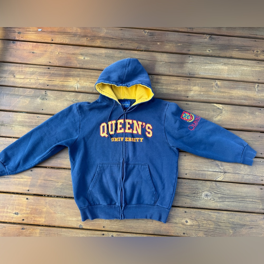Queen University Heavyweight Hoodie Vintage 90’s- L